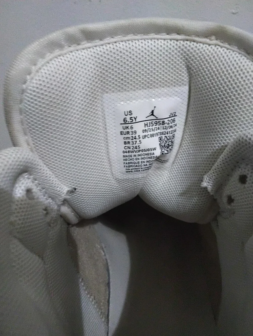 Jordan stylish mid